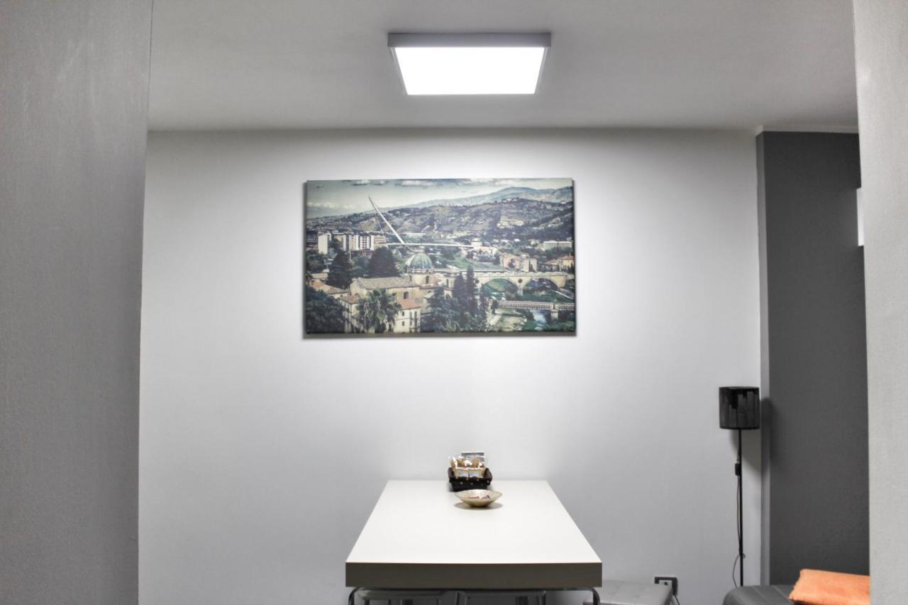 Cosenza Luxury Apartment 外观 照片